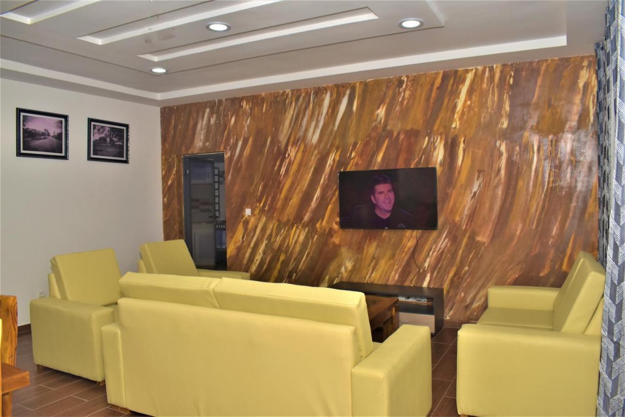 Residence Bellevue Sito Aiport- לומה מראה חיצוני תמונה